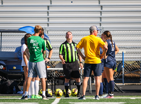 Mounds View vs Mahtomedi Girls Varisty Soccer 25