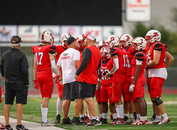 Centennial vs STMA JV Football 176