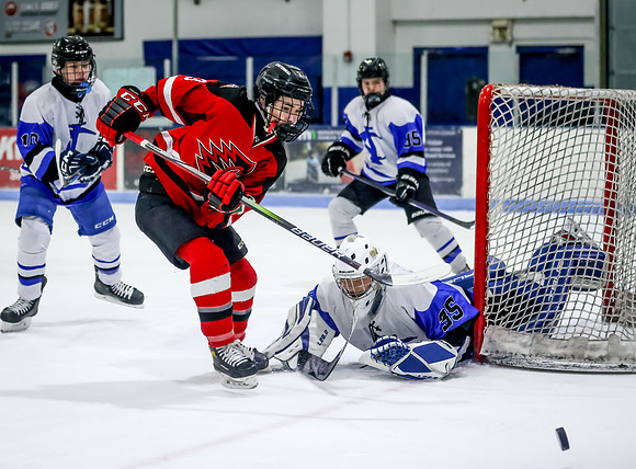 Centennial vs Cambridge Isanti Hockey 120