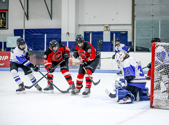 Centennial vs Cambridge Isanti Hockey 252
