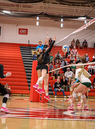Centennial vs Mounds View Girls Varsity Volleyball 56