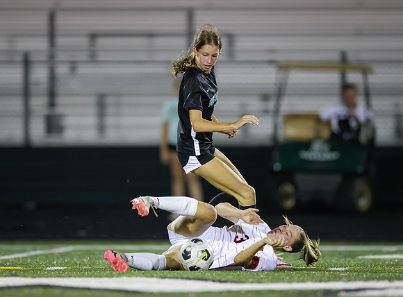 Mounds View vs Stillwater Varsity Soccer 77