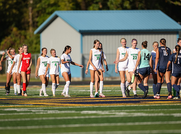 Mounds View vs Mahtomedi Girls Varisty Soccer 321