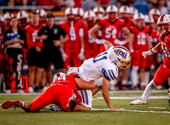 Centennial vs STMA Varsity Football 225