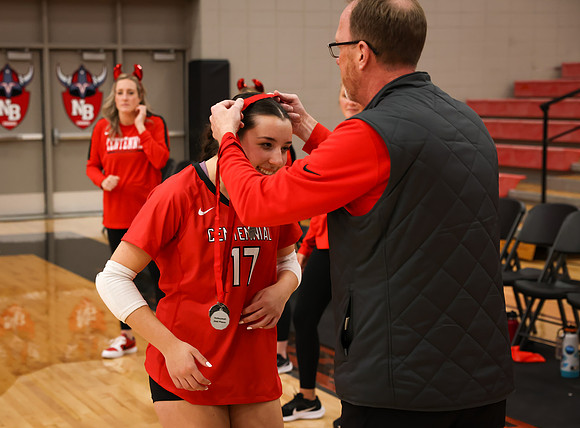 Centennial vs Anoka Girls Varsity Volleyball 418