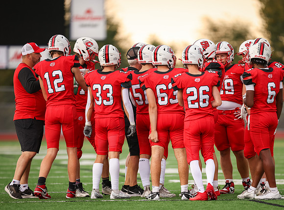 Centennial vs STMA JV Football 172