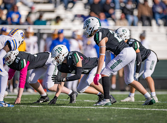 Mounds View vs STMA Varsity Football 324