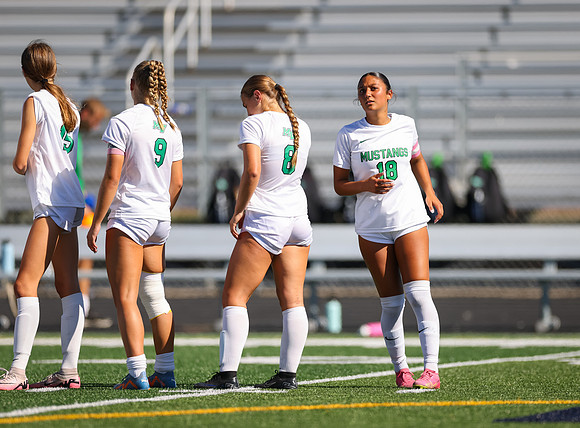Mounds View vs Mahtomedi Girls Varisty Soccer 20