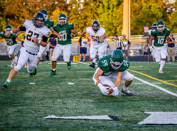 Mounds View vs Totino Grace Varsity Football 155