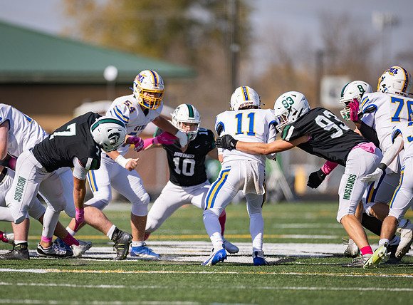 Mounds View vs STMA Varsity Football 173