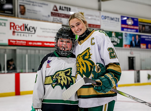 Chisago vs River Lake Stars Varsity Hoc 32