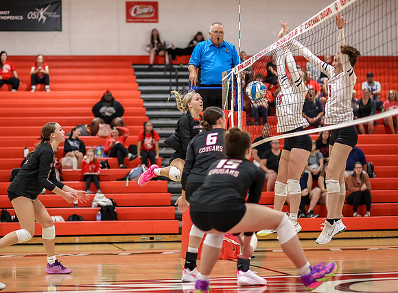 Centennial vs Coon Rapids Girls Varsity Volleyball 72