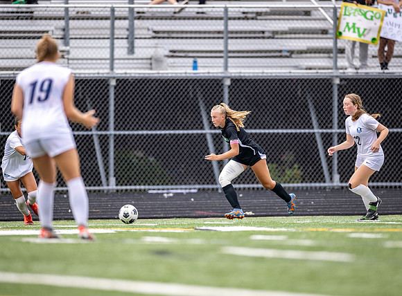 Mounds View vs Blaine Varsity Soccer 257