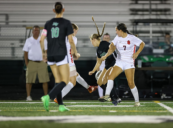 Mounds View vs Stillwater Varsity Soccer 117