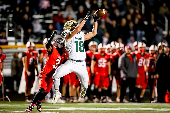 Centennial vs Rochester Mayo Varsity Football 206