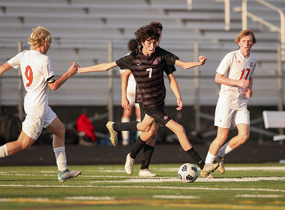 Centennial vs Osseo Varsity Soccer 176