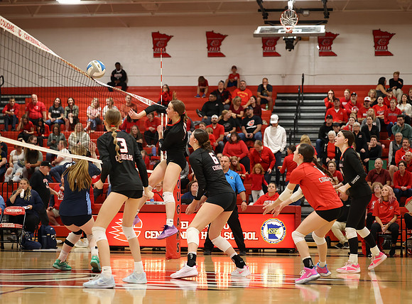 Centennial vs Blaine Girls Varsity Volleyball 213