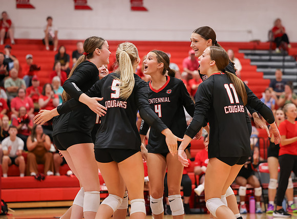 Centennial vs Osseo Girls Varsity Volleyball 30