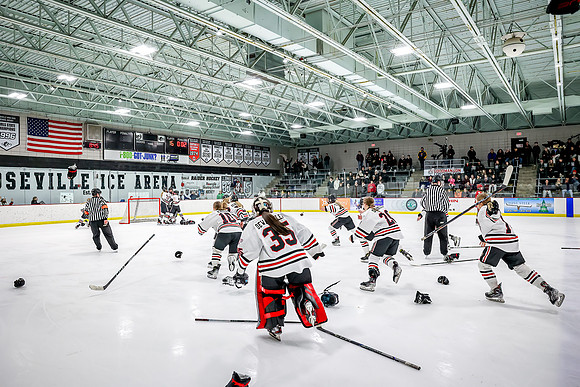 Centennial vs Maple Grove Varsity Hockey 247