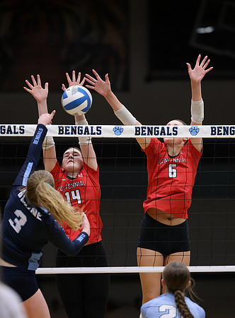 Centennial vs Blaine Girls Varsity Volleyball 162