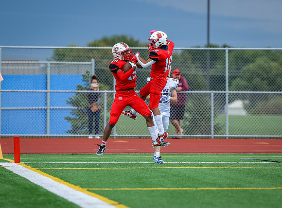 Centennial vs STMA JV Football 65