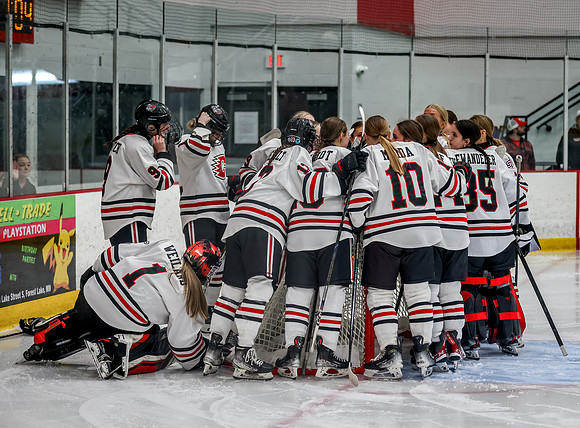 Centennial vs Holy Angels Varsity Hockey 22