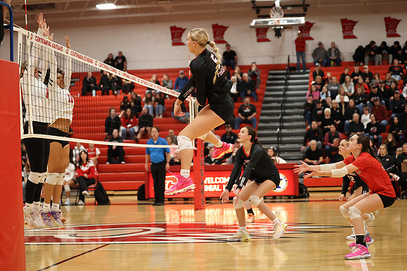 Centennial vs Coon Rapids Girls Varsity Volleyball 189