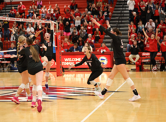 Centennial vs Blaine Girls Varsity Volleyball 328