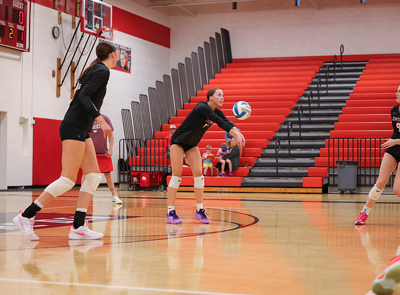 Centennial vs Osseo Girls Varsity Volleyball 83