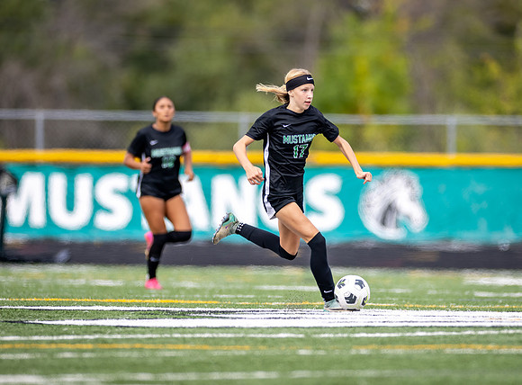 Mounds View vs Blaine Varsity Soccer 184