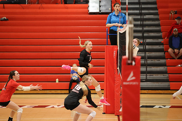 Centennial vs Coon Rapids Girls Varsity Volleyball 178