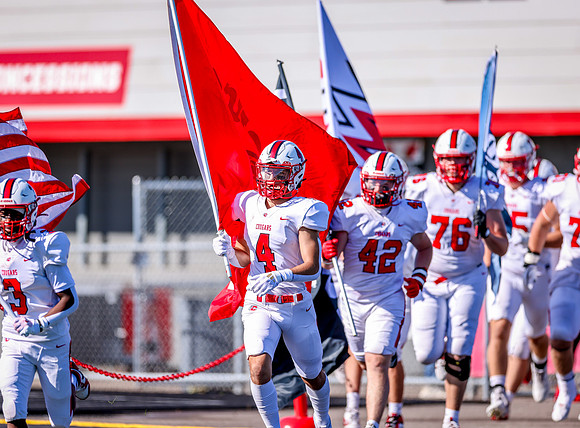Centennial vs Coon Rapids Varsity Football 40