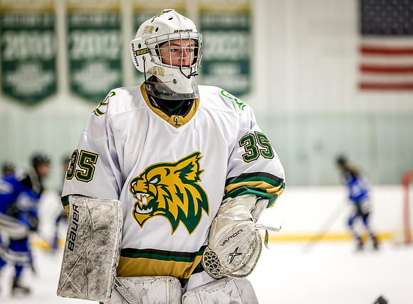 Chisago vs Rogers Varsity Hockey 38