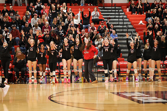 Centennial vs Coon Rapids Girls Varsity Volleyball 196
