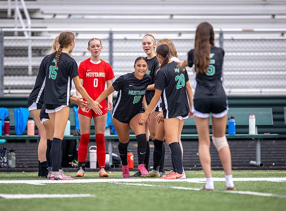 Mounds View vs Blaine Varsity Soccer 61