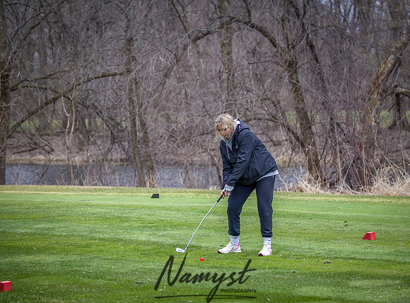 Centennial Girls Varsity Golf 260