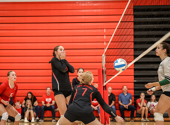 Centennial vs Mounds View Girls B Volleyball 22