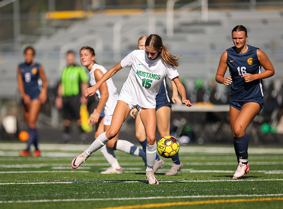 Mounds View vs Mahtomedi Girls Varisty Soccer 182