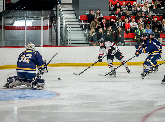 Centennial vs Rosemount Varsity Hockey 192