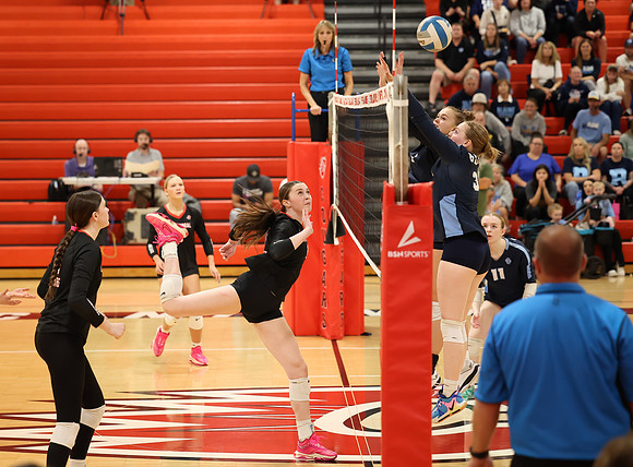Centennial vs Blaine Girls Varsity Volleyball 166