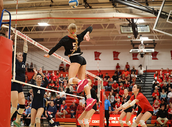 Centennial vs Blaine Girls Varsity Volleyball 204