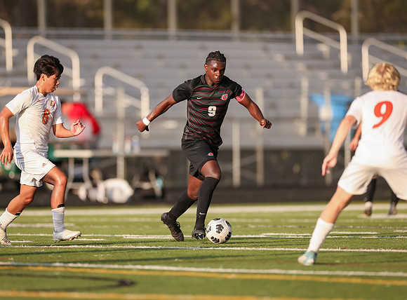 Centennial vs Osseo Varsity Soccer 166