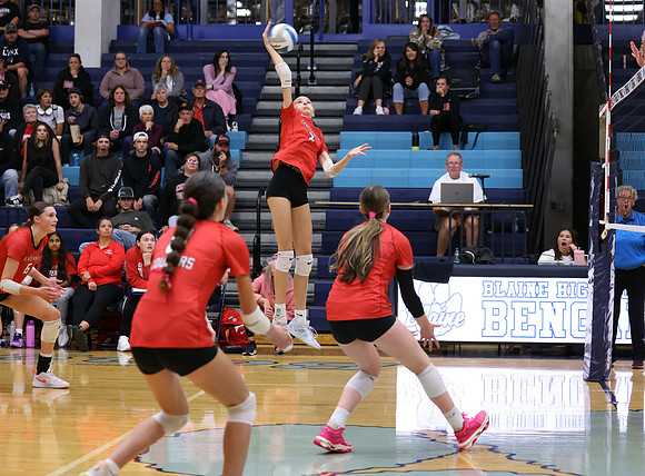 Centennial vs Blaine Girls Varsity Volleyball 212