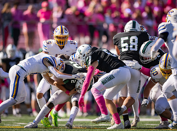 Mounds View vs STMA Varsity Football 138