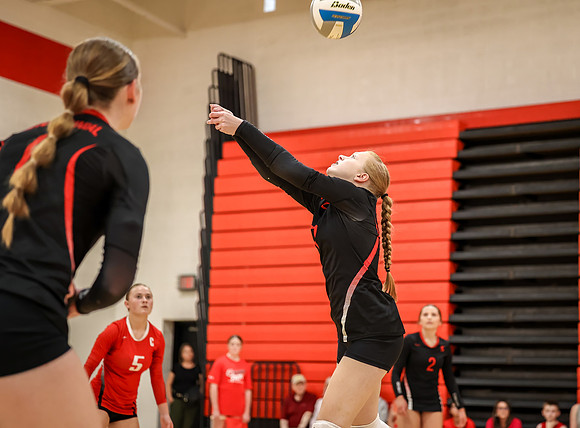 Centennial vs Mounds View Girls B Volleyball 16