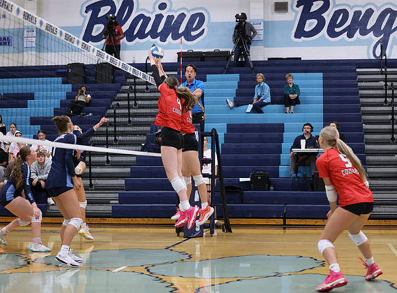 Centennial vs Blaine Girls Varsity Volleyball 125