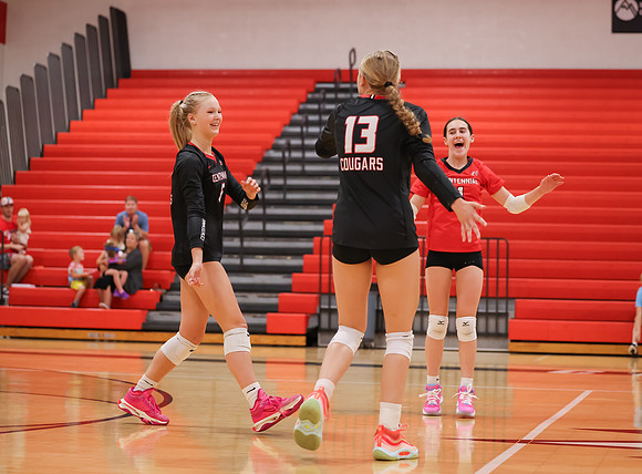 Centennial vs Osseo Girls Varsity Volleyball 116