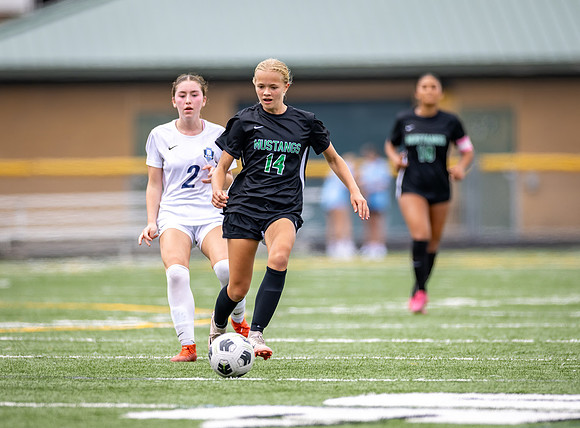 Mounds View vs Blaine Varsity Soccer 271