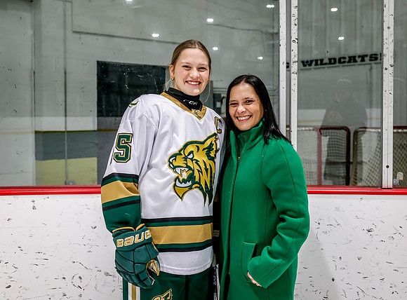 Chisago vs River Lake Stars Varsity Hoc 70