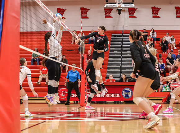 Centennial vs Coon Rapids Girls Varsity Volleyball 148